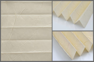 Tkanina Crush Pearl 6452 w kolorze kremowym o elegancko pomarszczonej fakturze, przepuszczająca światło	