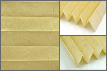 Tkanina Crush Pearl 7005 w kolorze jasnożółtym o elegancko pomarszczonej fakturze, przepuszczająca światło	