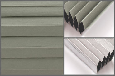 Tkanina plisowana Disco Blo 9211 w kolorze ciemnozielonym – materiał do zasłon okiennych o strukturze plastra miodu.