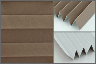 Tkanina plisy Moon Blo 10240 w kolorze jasnobrązowym - materiał plisowany z powłoką gumowaną