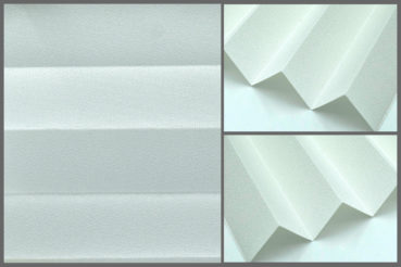 Tkanina plisowana Presto Pearl P201 o subtelnie zaciemniającej strukturze, zachowująca jasność we wnętrzu w kolorze śnieżnobiałym